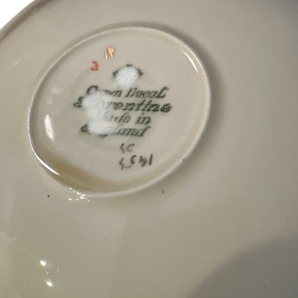 Vintage Five Crown Ducal "Florentine" Saucers Made in England - Picture 8 of 9